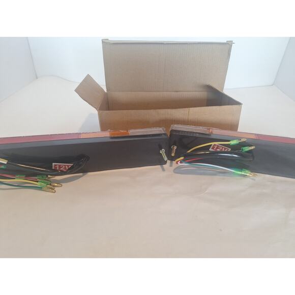 12V LED Trailer Tail Lights Pair Stop Turn Brake Reverse Generic New in Box - Picture 2 of 4